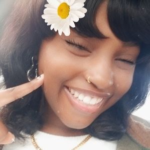 Meet your Posher, Malicia